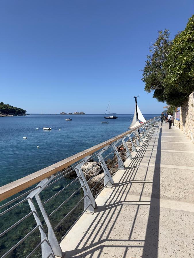 Dubrovnik Apartments Beach Front One Bedroom (Adults Only) Exterior photo